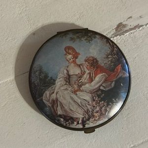 Vintage double mirror compact